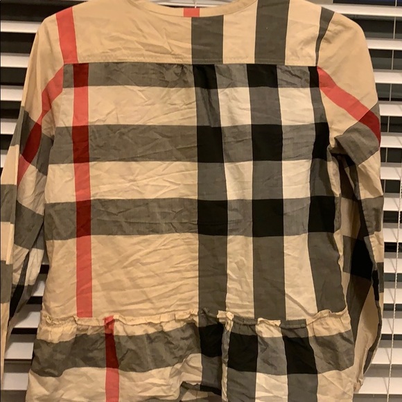 Burberry Dressy T-shirt - Picture 6 of 6